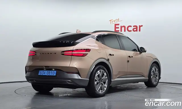 Genesis GV60, 2022, 84 212 км