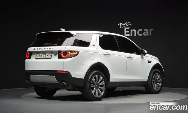 Land Rover Discovery Sport 2017 2.0 АКПП, миниатюра 2