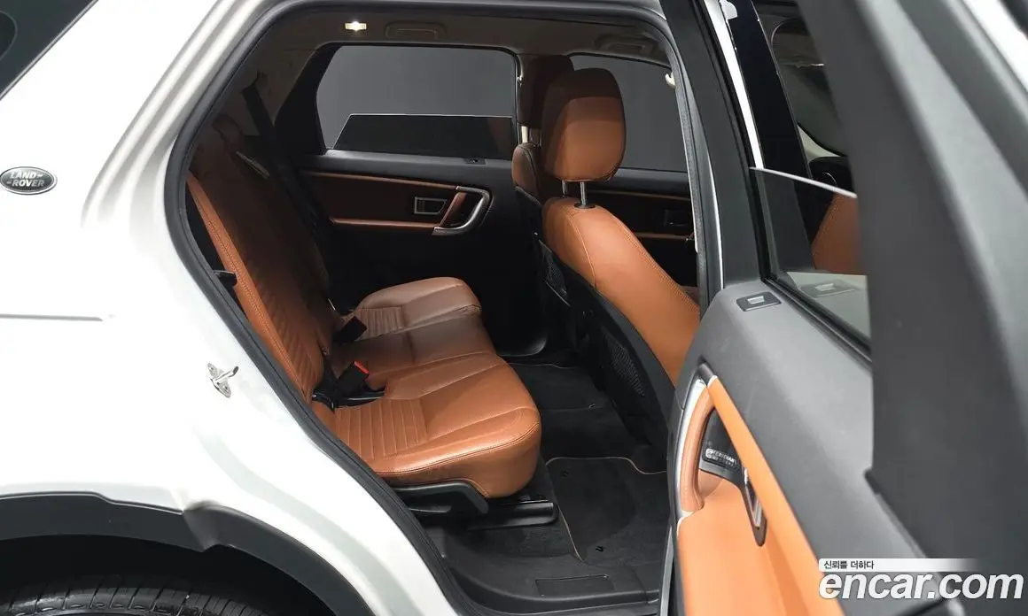 Land Rover Discovery Sport 2017 2.0 АКПП, фото 12
