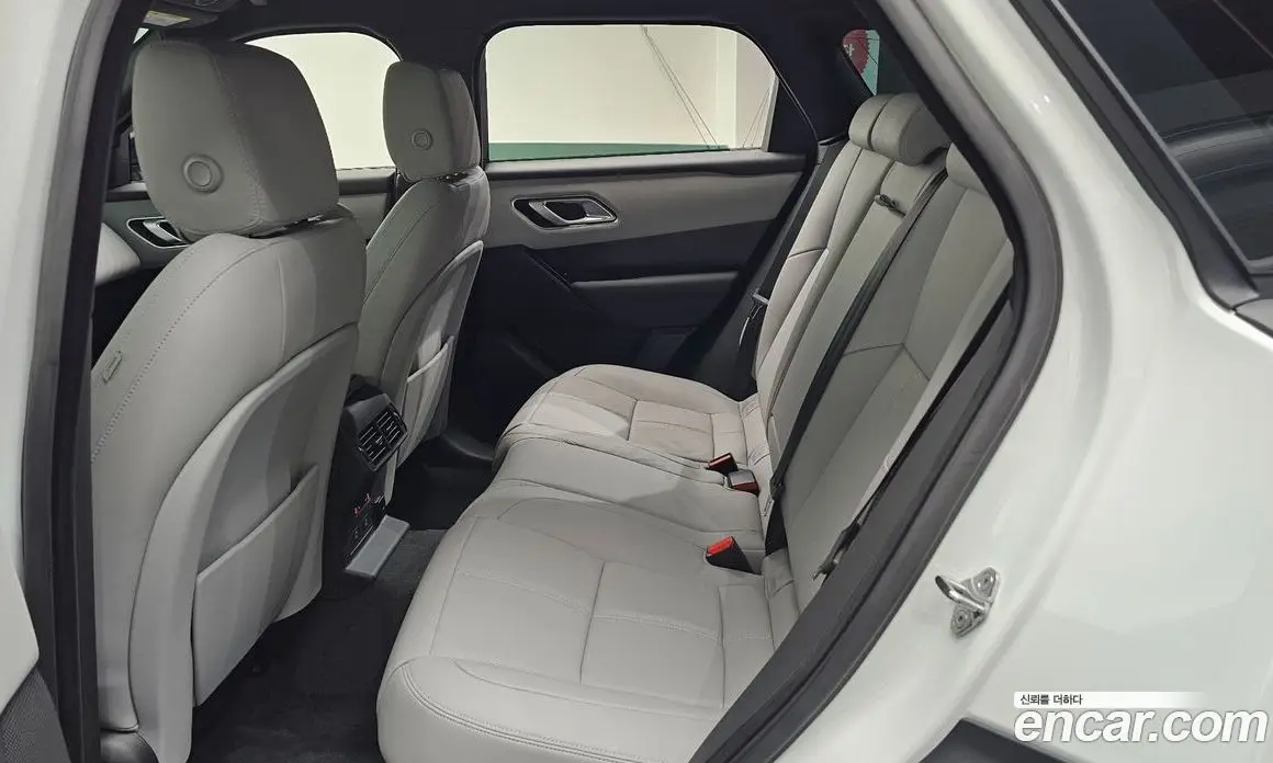 Land Rover Range Rover Velar 2026 2.0 АКПП, фото 4