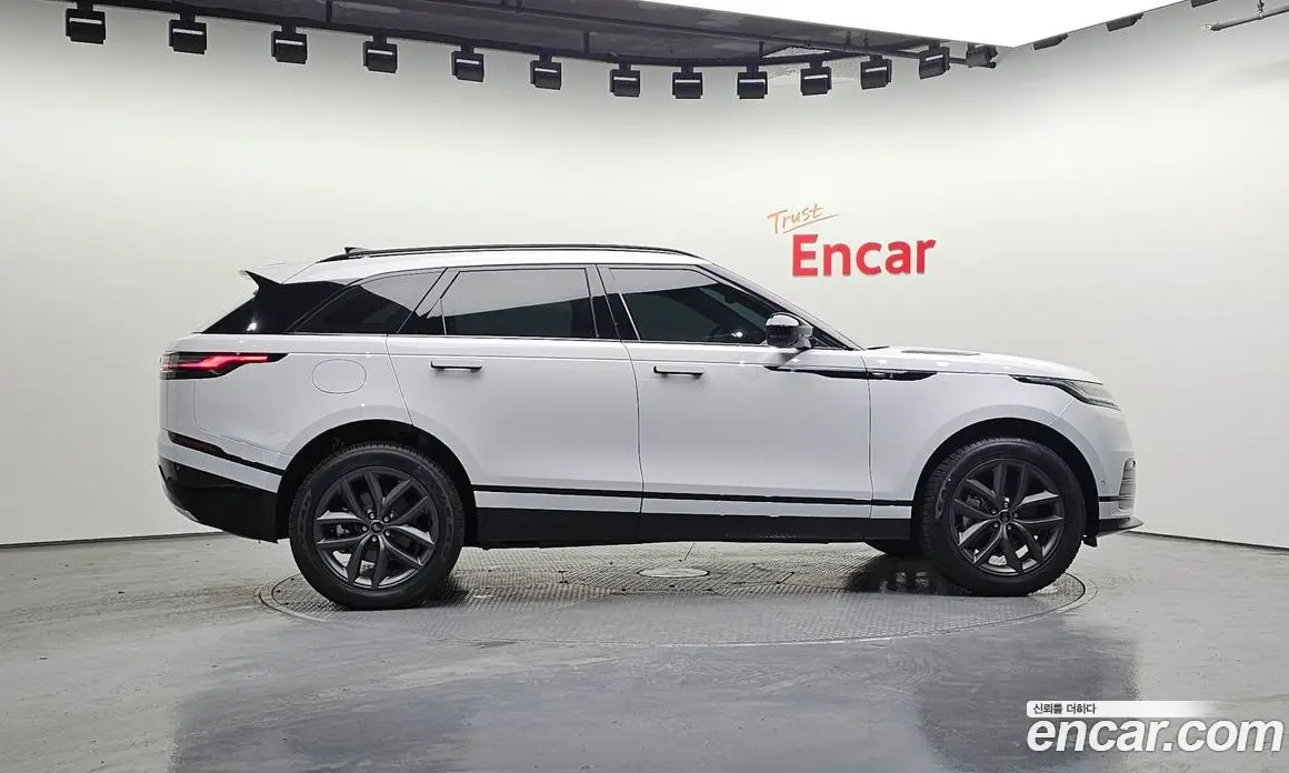 Land Rover Range Rover Velar 2026 2.0 АКПП, фото 5