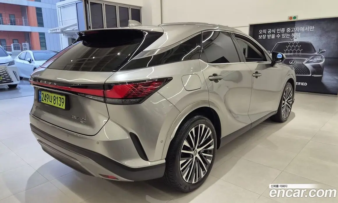 Lexus RX 2025 2.5 вариатор, фото 2 Lexus RX 2025 2.5 вариатор, фото 2
