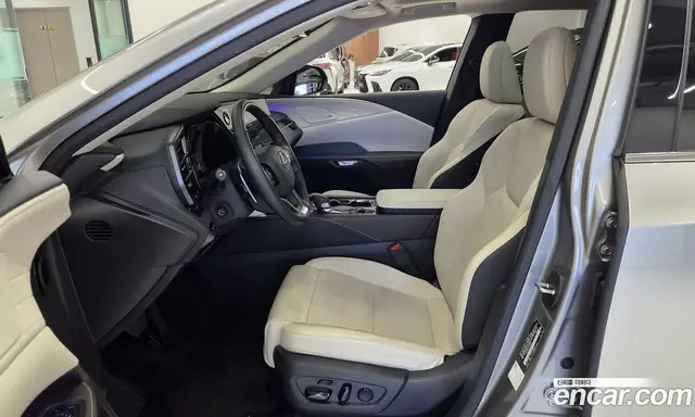 Lexus RX 2025 2.5 вариатор, миниатюра 10 Lexus RX 2025 2.5 вариатор, миниатюра 10