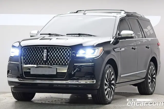 Lincoln Navigator, 2023, 26 546 км