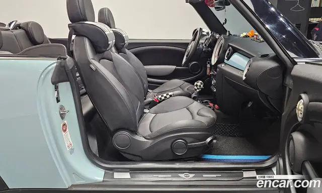 Mini Cooper Convertible 2011 1.6 АКПП, миниатюра 12