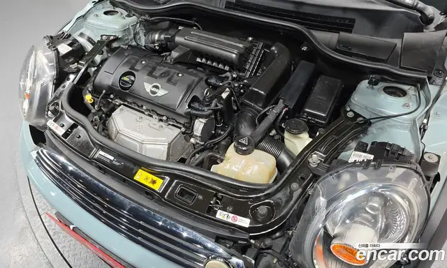 Mini Cooper Convertible 2011 1.6 АКПП, миниатюра 6