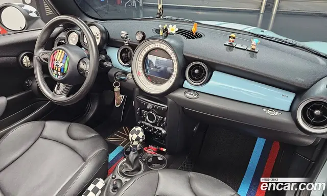 Mini Cooper Convertible 2011 1.6 АКПП, миниатюра 7