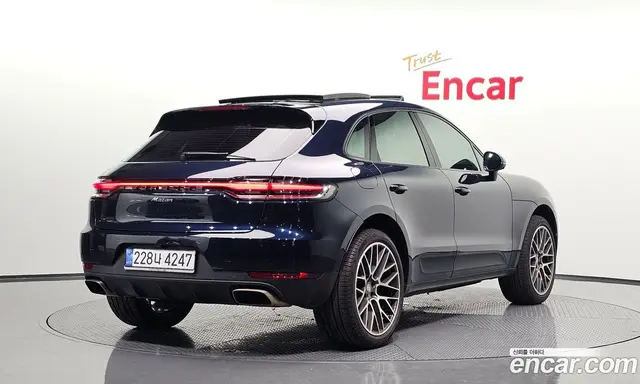 Porsche Macan, 2021, 102 962 км