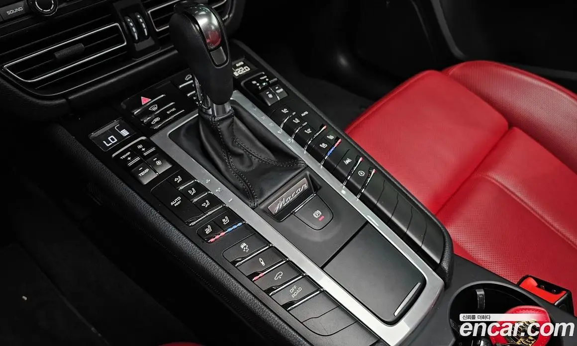 Porsche Macan 2021 2.0 АКПП, фото 11