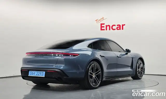 Porsche Taycan 2025 0.1 АКПП, миниатюра 2 Porsche Taycan 2025 0.1 АКПП, миниатюра 2