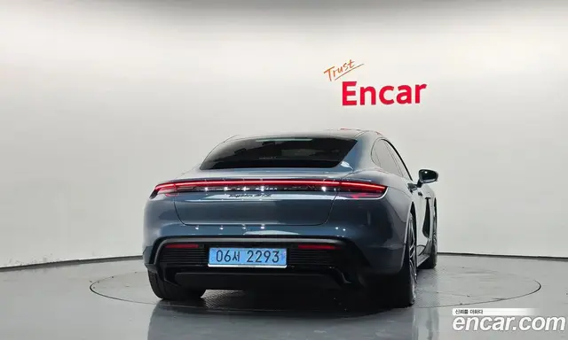 Porsche Taycan 2025 0.1 АКПП, миниатюра 4 Porsche Taycan 2025 0.1 АКПП, миниатюра 4