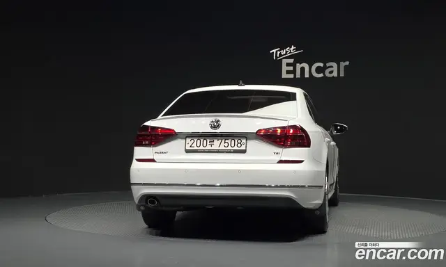 Volkswagen Passat 2018 2.0 АКПП, миниатюра 3