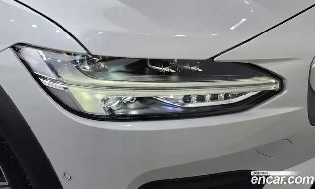 Volvo V90 2022 2.0 АКПП, миниатюра 8 Volvo V90 2022 2.0 АКПП, миниатюра 8