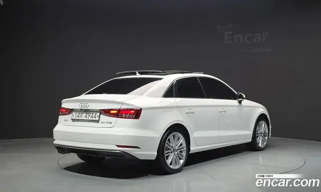 Audi A3 2018 2.0 АКПП, миниатюра 2