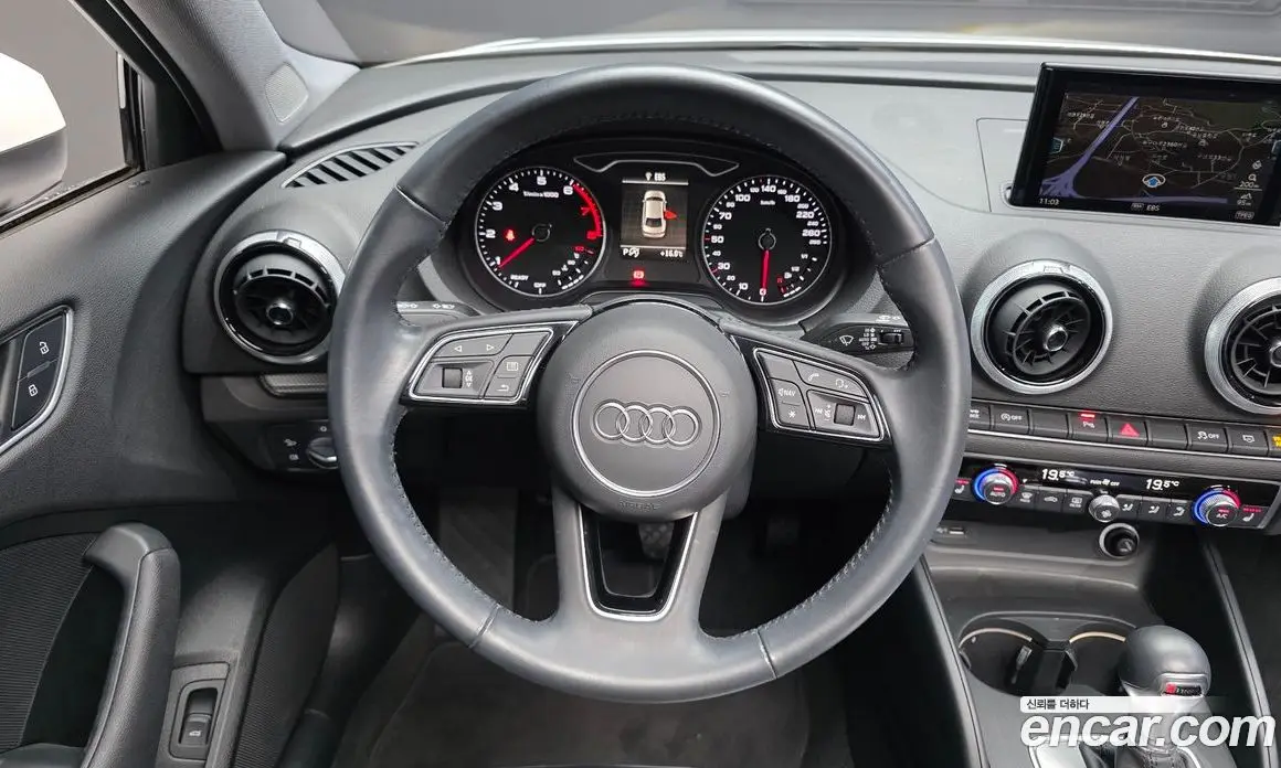 Audi A3 2018 2.0 АКПП, фото 20