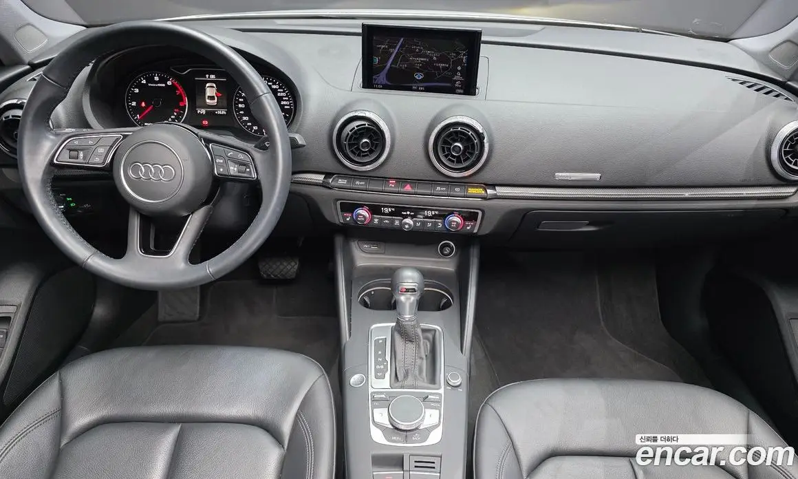Audi A3 2018 2.0 АКПП, фото 10