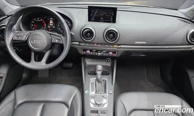 Audi A3 2018 2.0 АКПП, миниатюра 10
