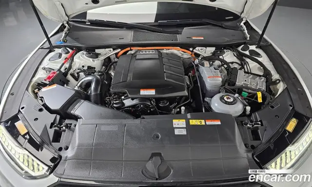 Audi A7 2023 2.0 АКПП, миниатюра 6