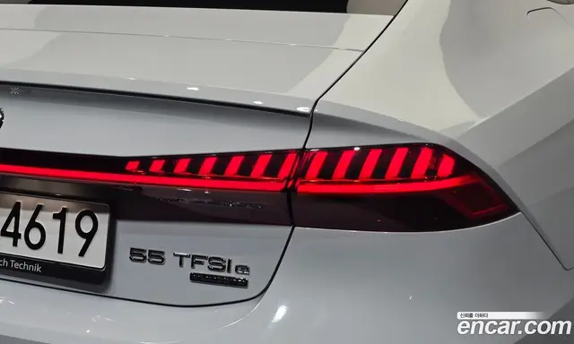 Audi A7 2023 2.0 АКПП, миниатюра 9