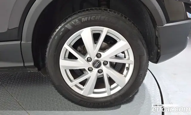 Audi Q2 2023 2.0 АКПП, миниатюра 6