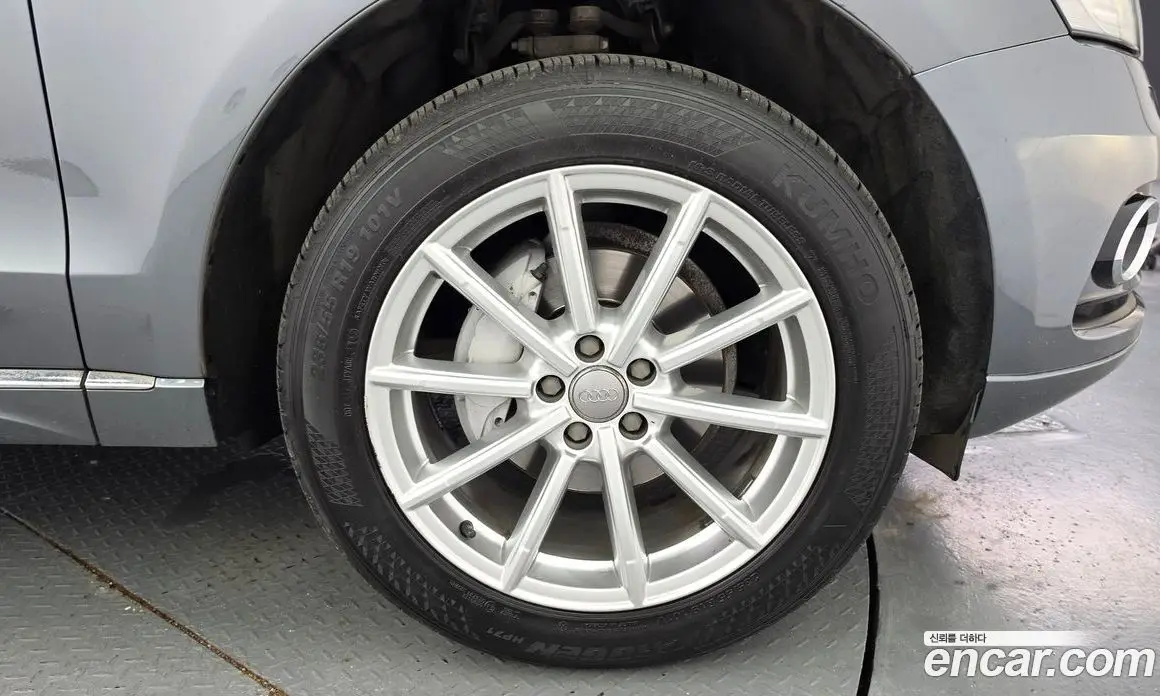 Audi Q5 2015 2.0 АКПП, фото 4