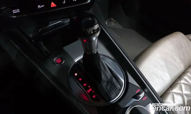 Audi TT 2015 2.0 АКПП, миниатюра 9