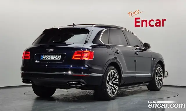 Bentley Bentayga 2017 6.0 АКПП, миниатюра 2