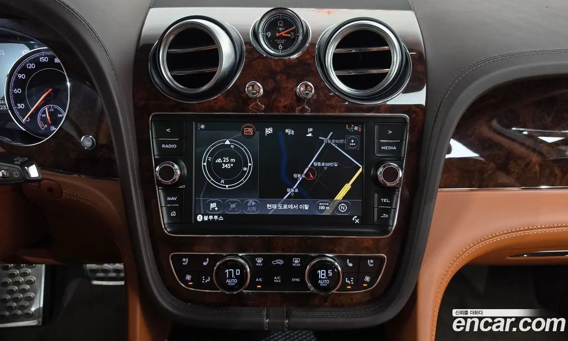 Bentley Bentayga 2017 6.0 АКПП, фото 19
