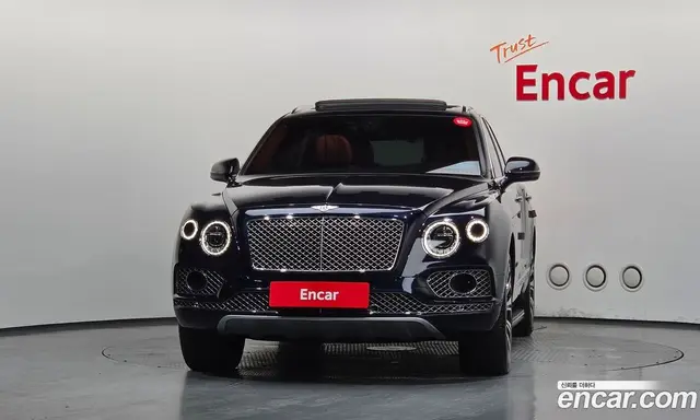 Bentley Bentayga 2017 6.0 АКПП, миниатюра 3