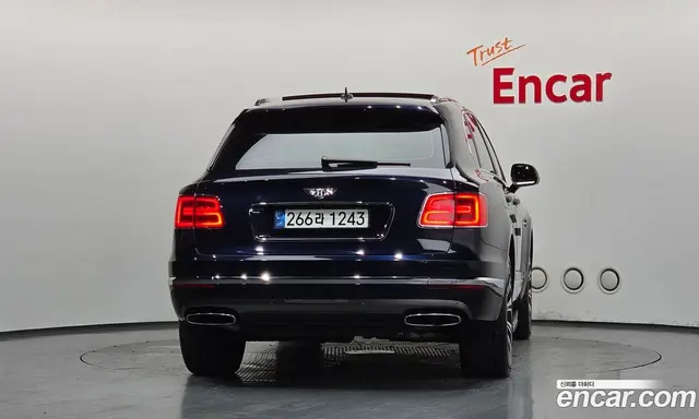 Bentley Bentayga 2017 6.0 АКПП, миниатюра 4