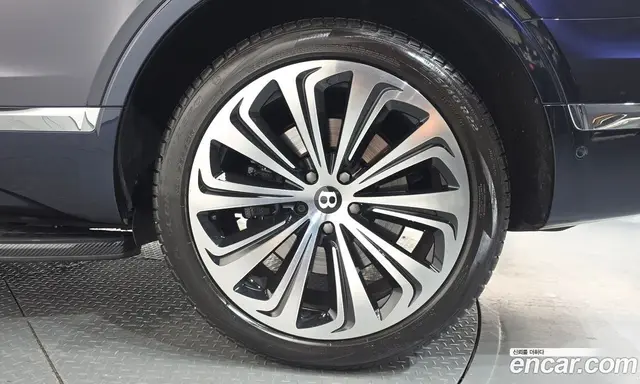 Bentley Bentayga 2017 6.0 АКПП, миниатюра 7