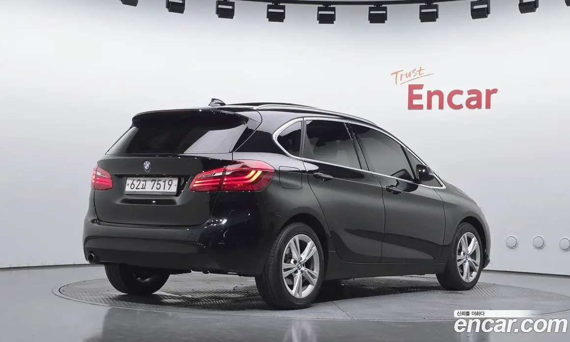 BMW 2 серия 2015 2.0 АКПП, фото 2 BMW 2 серия 2015 2.0 АКПП, фото 2
