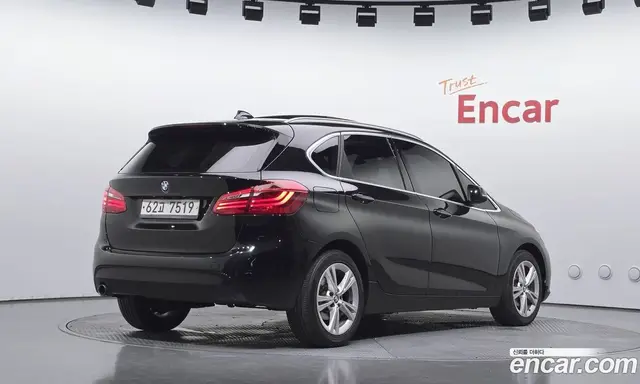 BMW 2 серия 2015 2.0 АКПП, миниатюра 2 BMW 2 серия 2015 2.0 АКПП, миниатюра 2