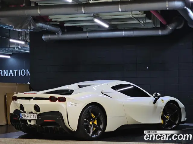 Ferrari SF90 2022 4.0 АКПП, миниатюра 5