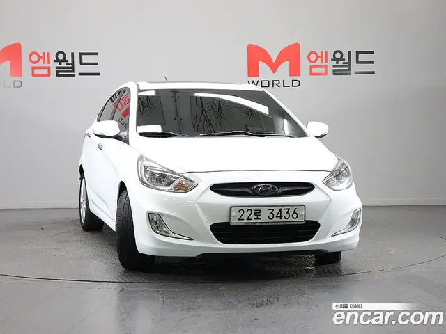 Hyundai Accent 2012 1.6 АКПП, миниатюра 2