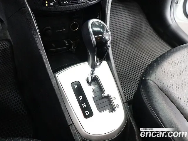 Hyundai Accent 2012 1.6 АКПП, миниатюра 10