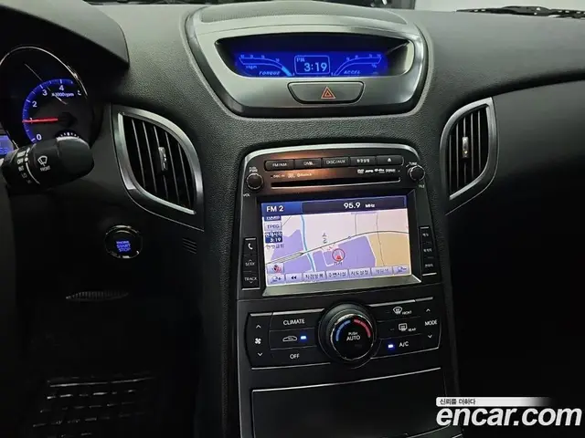Hyundai Genesis 2011 2.0 АКПП, миниатюра 10