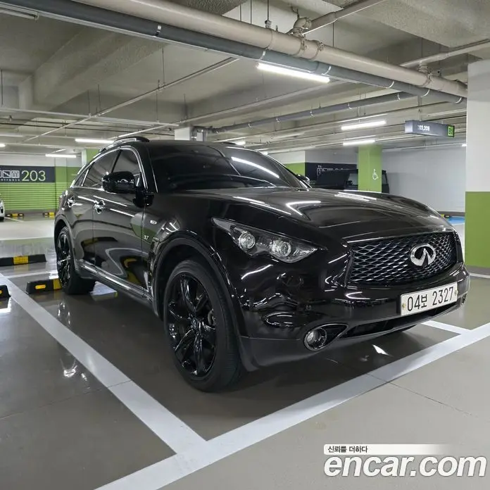 Infiniti QX70 2017 3.7 АКПП, фото 1 Infiniti QX70 2017 3.7 АКПП, фото 1