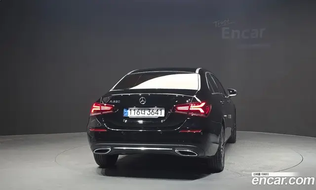 Mercedes-Benz A-Class 2023 2.0 АКПП, миниатюра 4