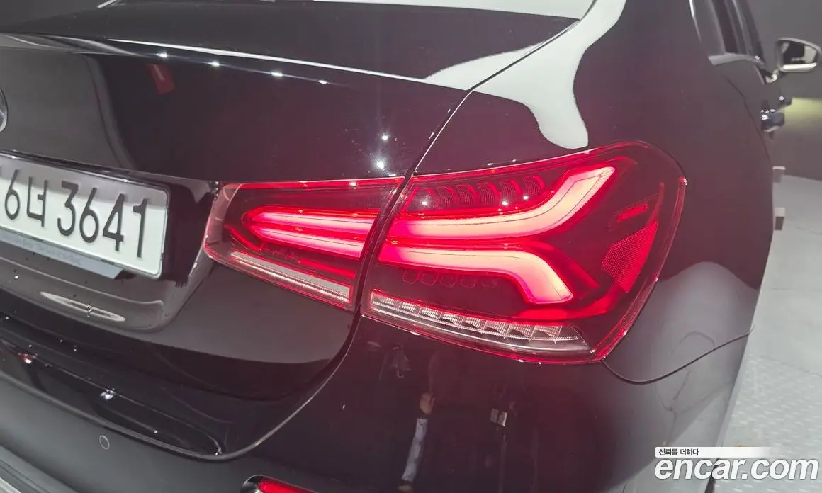 Mercedes-Benz A-Class 2023 2.0 АКПП, фото 9