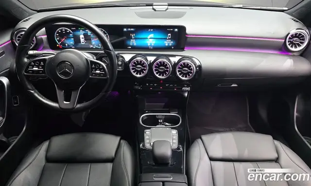 Mercedes-Benz A-Class 2023 2.0 АКПП, миниатюра 10