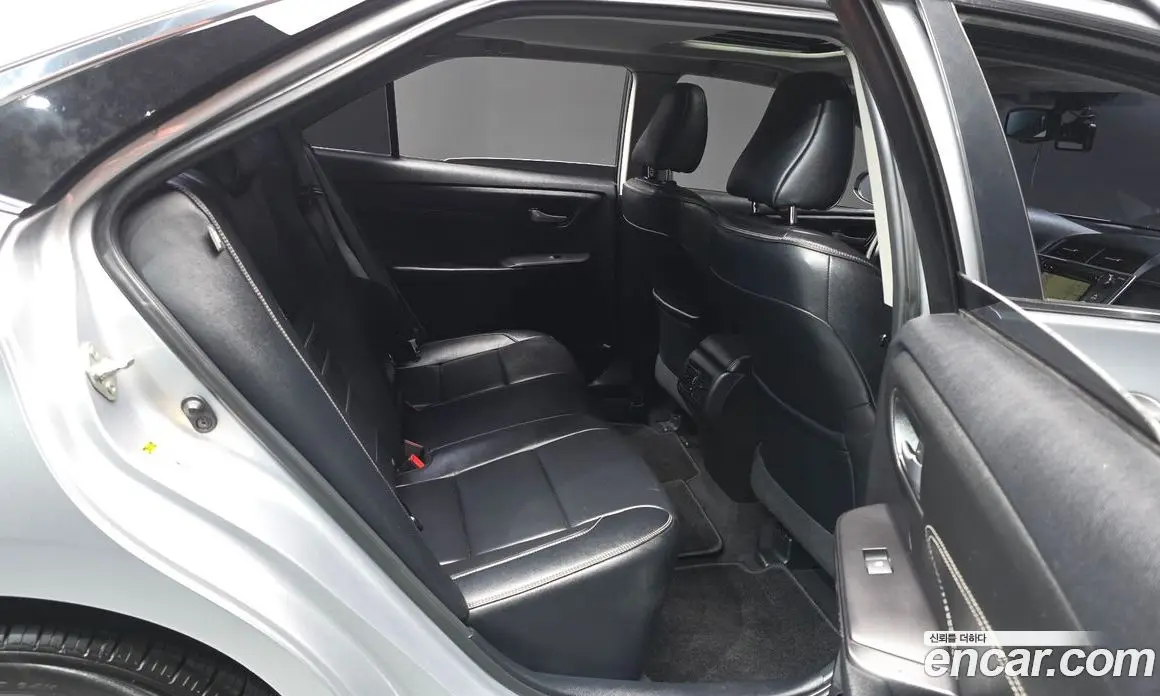 Toyota Camry 2015 2.5 АКПП, фото 12