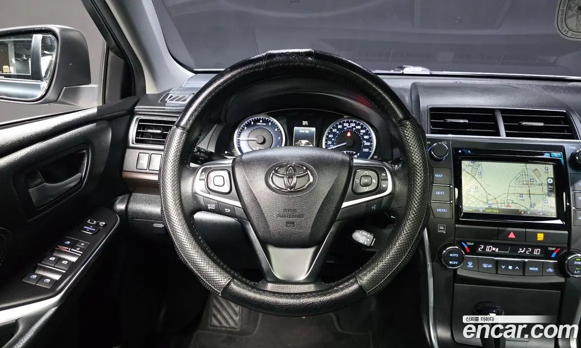 Toyota Camry 2015 2.5 АКПП, фото 13