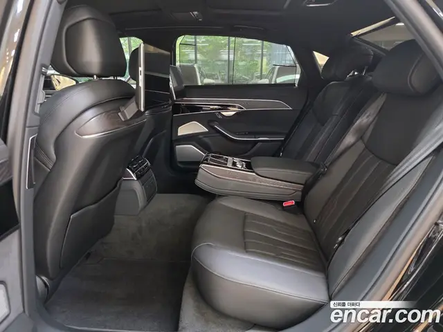 Audi A8 2023 3.0 АКПП, миниатюра 12