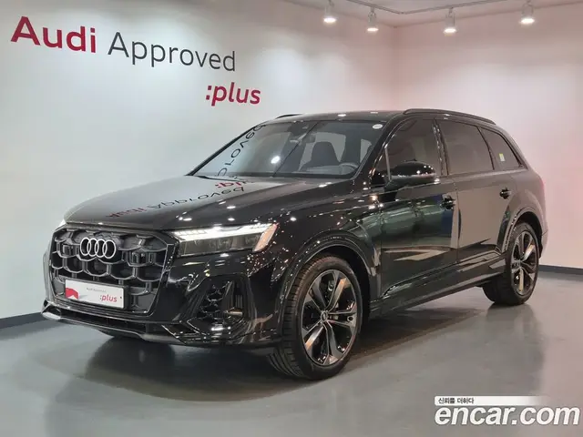 Audi Q7, 2025, 7 116 км