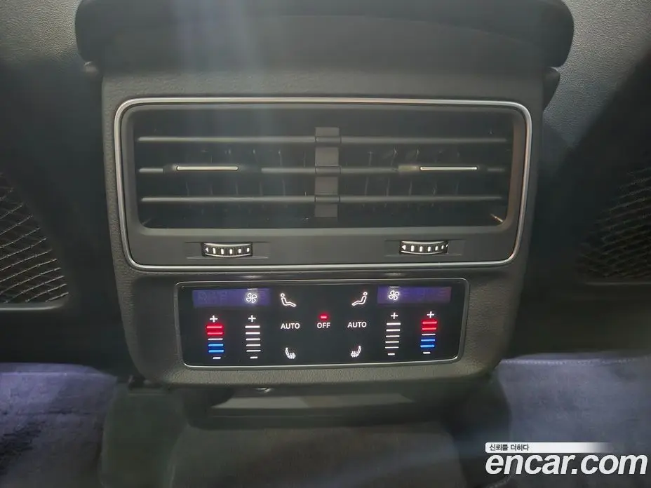 Audi Q7 2025 3.0 АКПП, фото 18