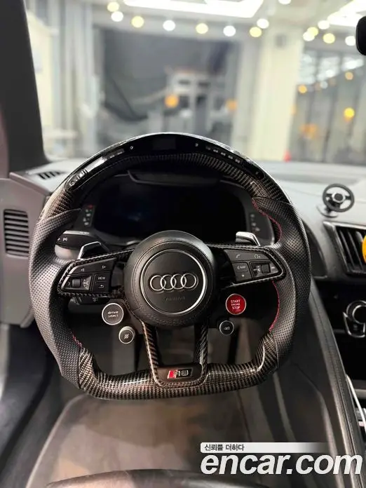 Audi R8 2017 5.2 АКПП, фото 16