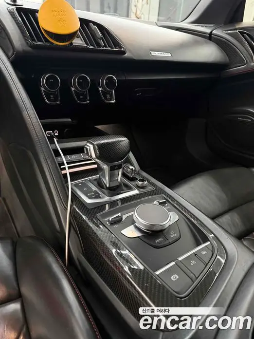 Audi R8 2017 5.2 АКПП, фото 17