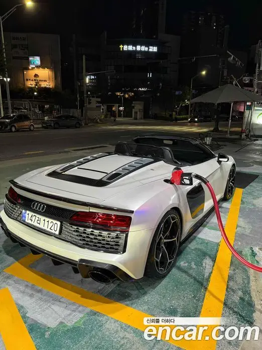 Audi R8 2017 5.2 АКПП, фото 3