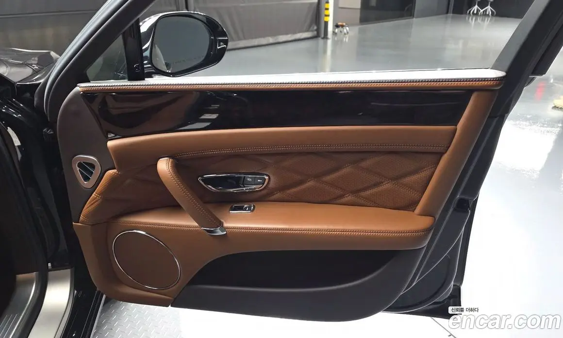 Bentley Flying Spur 2015 6.0 АКПП, фото 13
